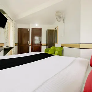 Hotel Collection O 75308 Floatel International