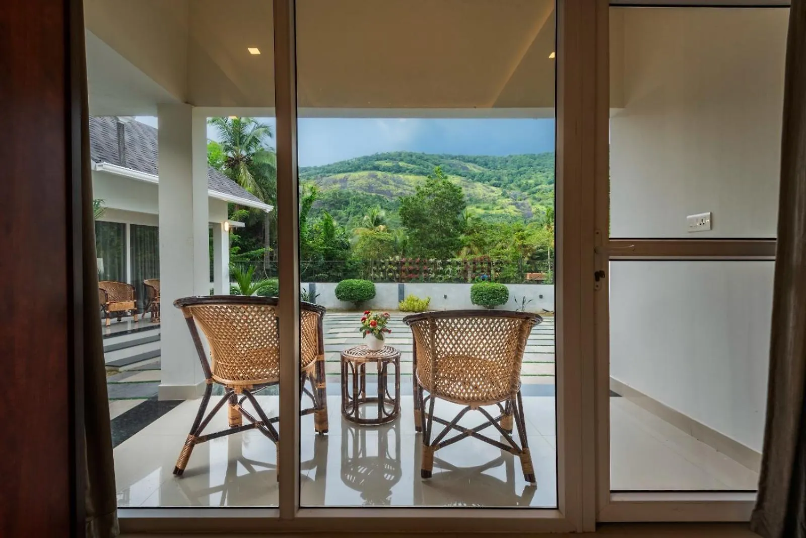 Hotel Abrigo Resort Kannur
